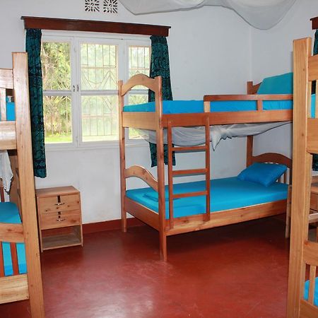 Hostel Hoff Moshi Esterno foto