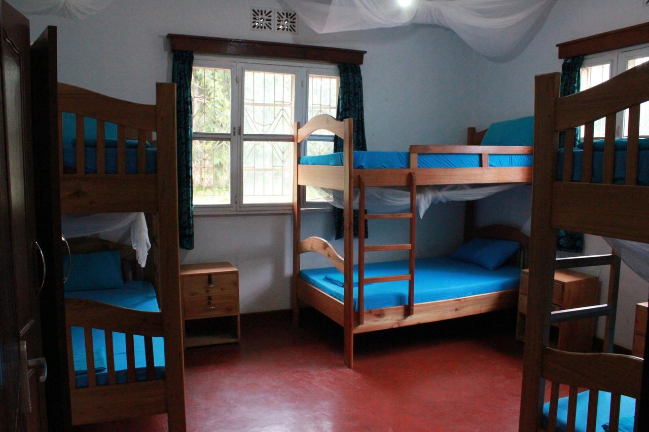 Hostel Hoff Moshi Esterno foto