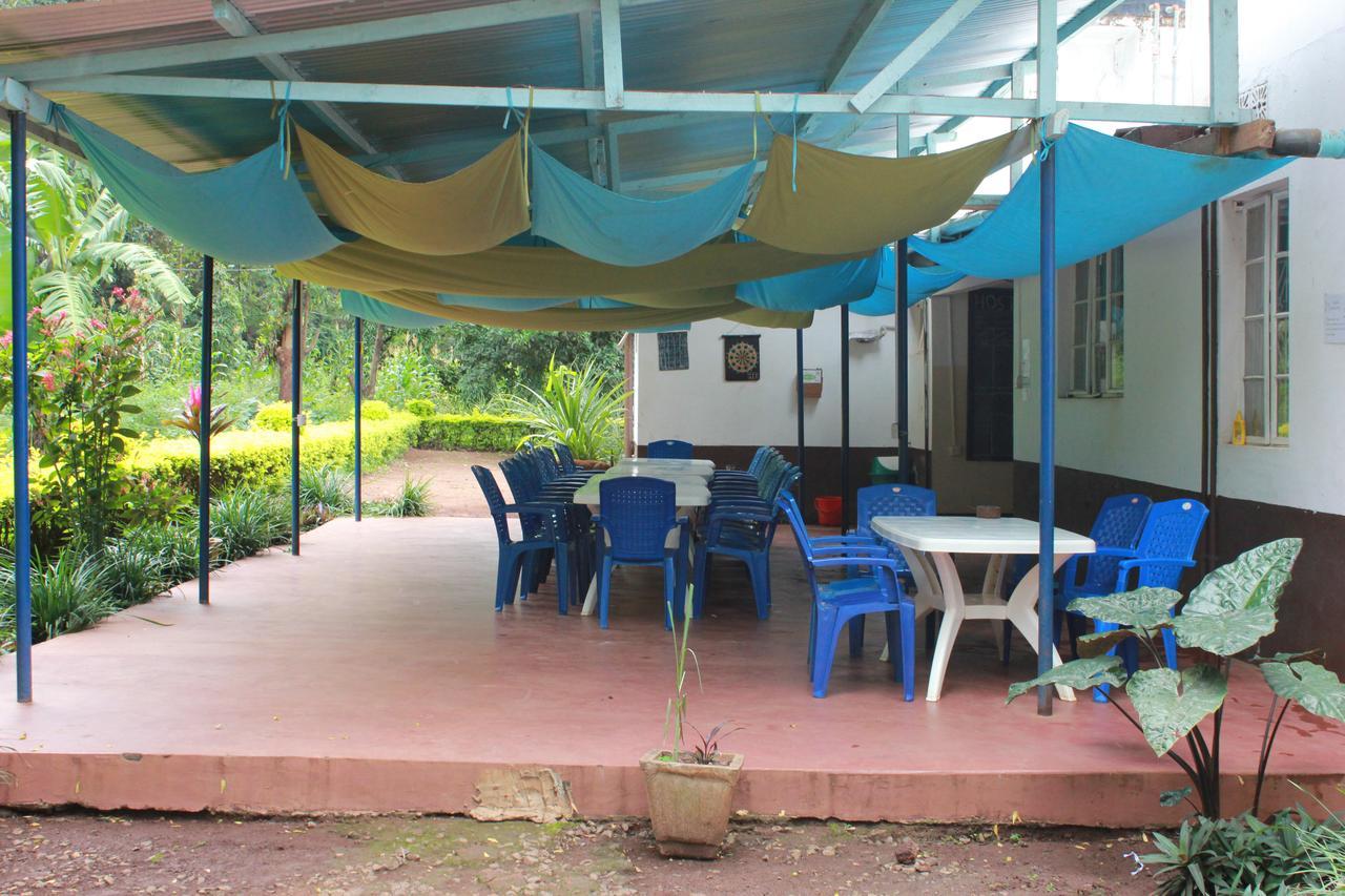 Hostel Hoff Moshi Esterno foto